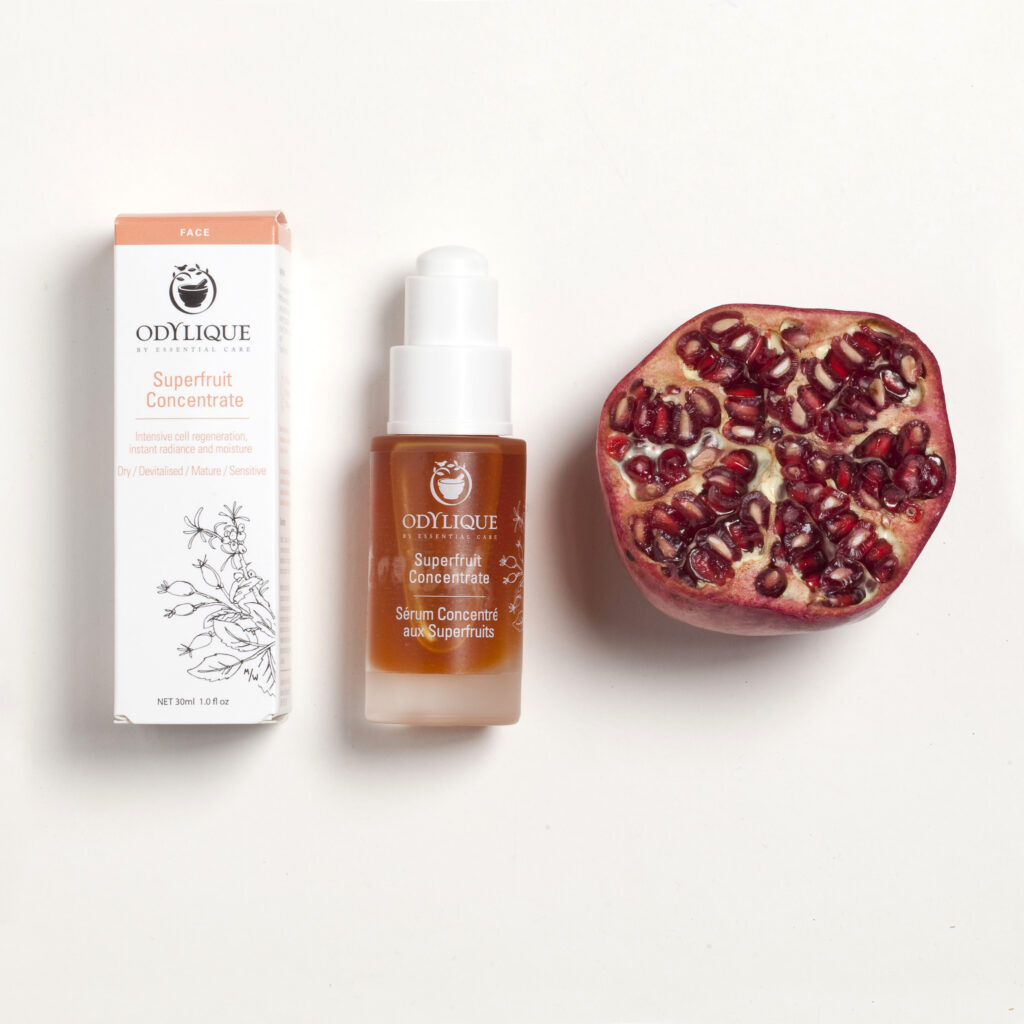 Krachtig Superfruit Serum Concentrate vitamine serum voor een doffe herfsthuid en een frisse, heldere uitstraling.